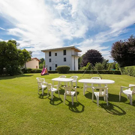 Cerro Maggiore Sleeps 4 Cerro (Laveno-Mombello)